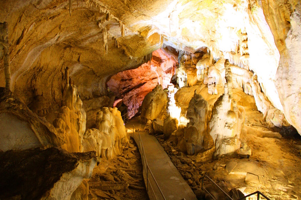 Посещение Аянской пещеры