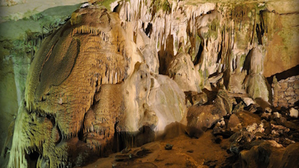 Пещера Эмине-Баир-Коба